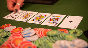 Блокирующая ставка (блок-бет) в покере